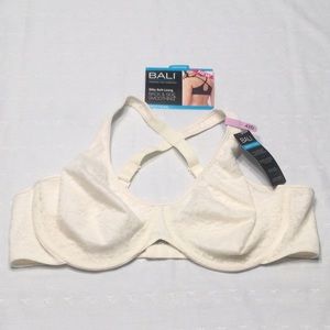 Bali Underwire Bra Lightly Lined Back & Side Smoothing Convertible Straps